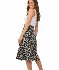 2 Chic Daisy Print Ruffle Trim Wrap Skirt With Adjustable Tie Waist