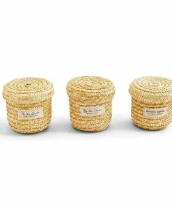 Two's Company Gifts Straw Lidded Basket Candle - Patchouli & Red Currant