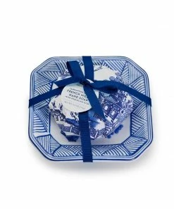Two's Company Blue Willow Sandalwood Scented French Milled Soap With Porcelain Tray