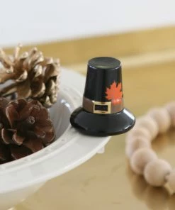 Nora Fleming We Gather Together (Pilgrim Hat)