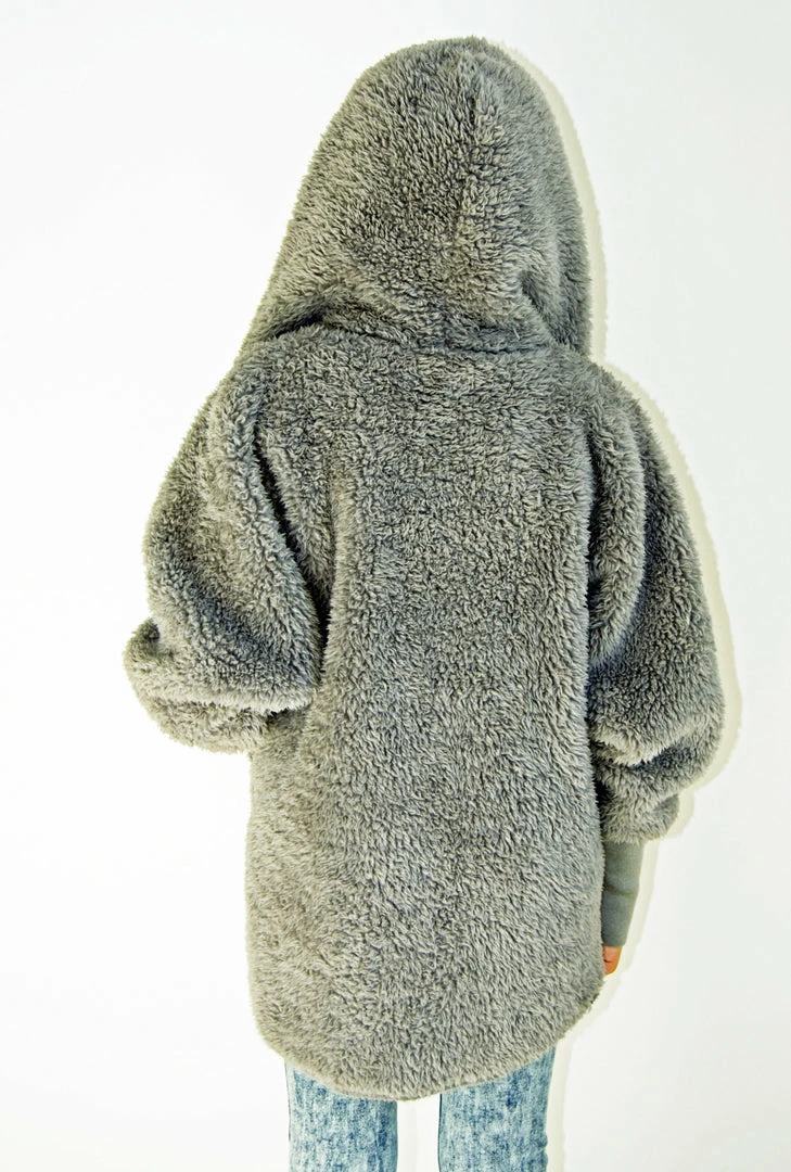 Nordic Beach Grey Kitten (Petite) Apparel