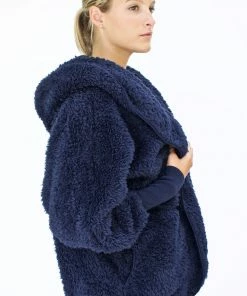 Nordic Beach Midnight Navy Apparel